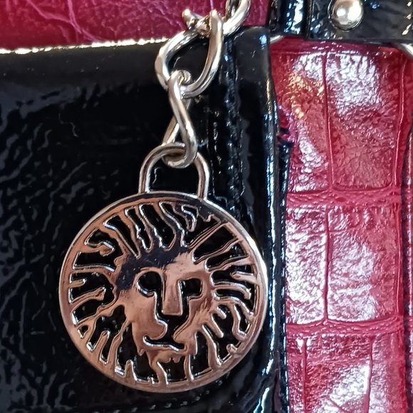 Vintage Anne Klein Red Reptile Embossed Black Patent Leather Vegan Crossbody - Picture 11 of 13